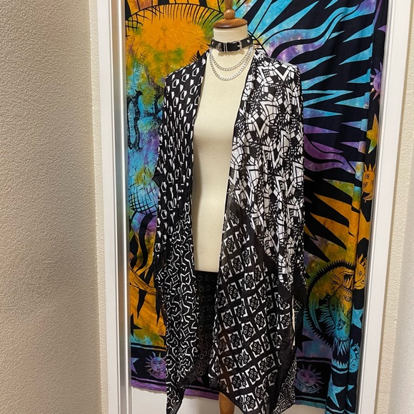 🌈 Lovely artistic shape kimono cardigan - Picture 4 of 11